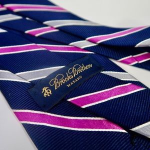 Brooks Brothers Makers Tie Silk England Woven USA Blue Pink Silver Striped